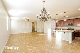 7756 W Glass Ln in Phoenix, AZ - Foto de edificio - Building Photo