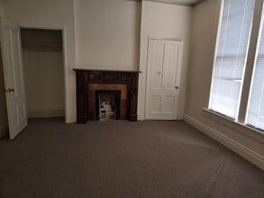 308 Solano St, Unit 2 in Suisun City, CA - Building Photo - Building Photo