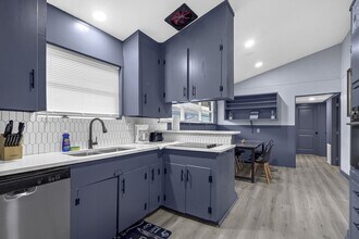 11103 Greenwillow Dr in Houston, TX - Building Photo - Building Photo