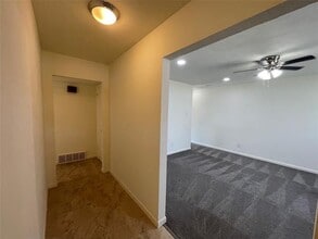 2612 Avenida Loop in Irving, TX - Building Photo - Building Photo