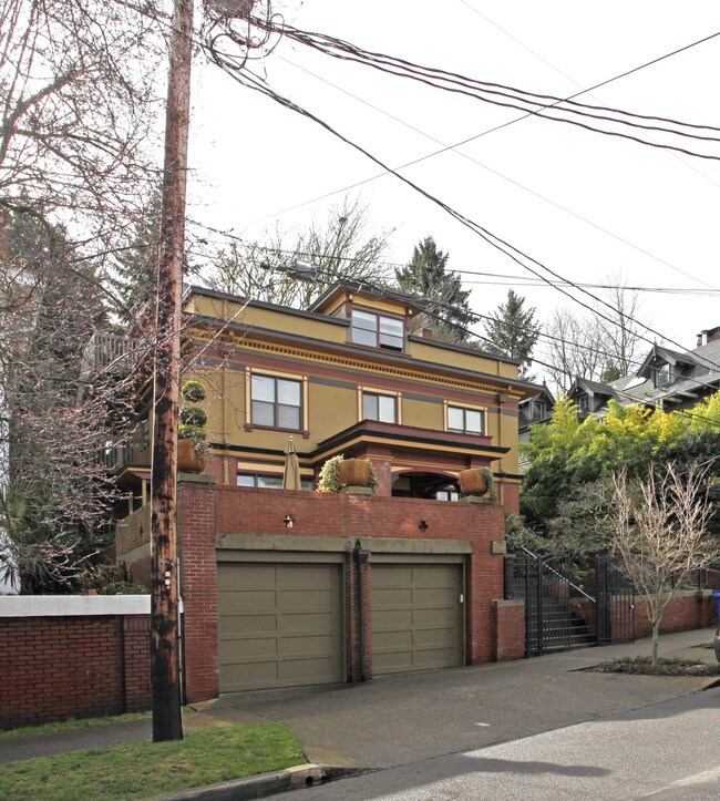 2554 NW Marshall St in Portland, OR - Building Photo - Building Photo