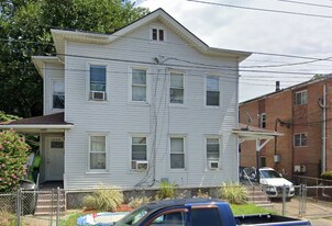 1614-1620-1620 Iranistan Ave in Bridgeport, CT - Building Photo