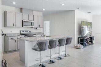 2454 Taloncrest Ct in Eagle Lake, FL - Building Photo - Building Photo