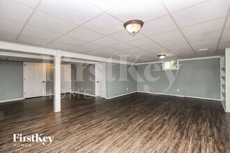 11209 NW 60 St in Kansas City, MO - Building Photo - Building Photo
