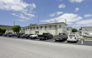 50th Street Heights Apartments in Miami, FL - Building Photo