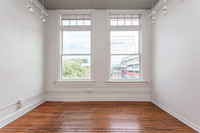 Fairbanks Apartments in Omaha, NE - Foto de edificio - Interior Photo