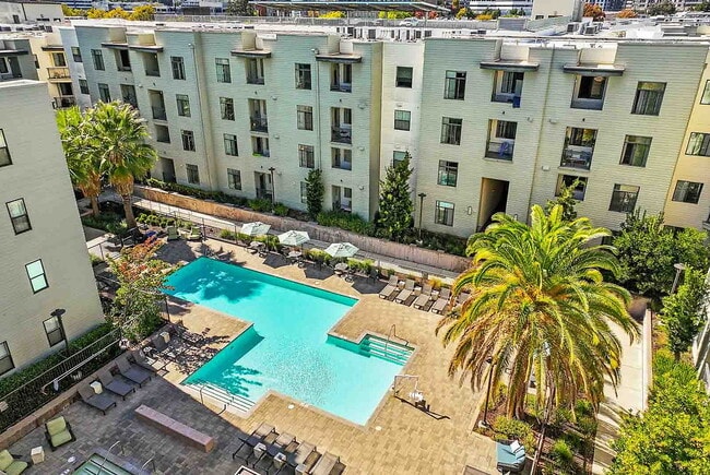 Brio in Walnut Creek, CA - Foto de edificio - Building Photo