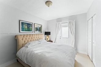 6371 SW 23rd St in Miami, FL - Building Photo - Building Photo