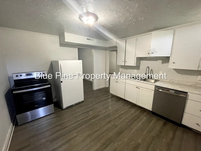 3354 E Iona Rd in Idaho Falls, ID - Building Photo - Building Photo
