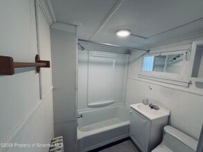 174 Oak St in Pittston, PA - Building Photo - Building Photo