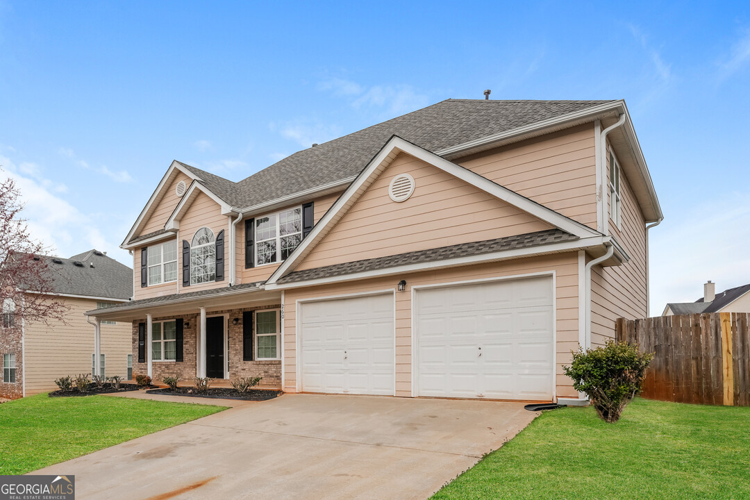 260 Timberlake Terrace in Covington, GA - Foto de edificio