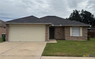 501 Appaloosa Dr in Victoria, TX - Building Photo