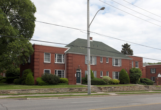 1345-1347 Airdrie Rd in Toronto, ON - Building Photo - Building Photo