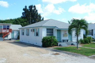 714 N 7th St in Lake Worth, FL - Building Photo - Building Photo