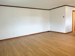 101 Lyons Ave in Colonial Heights, VA - Building Photo - Building Photo