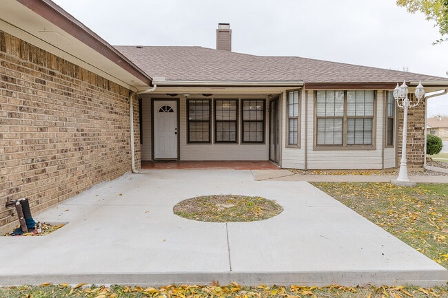 1105 Gordon Blvd in San Angelo, TX - Building Photo - Building Photo