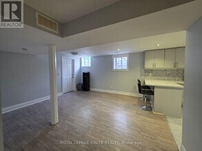 66 Tideswell Blvd in Toronto, ON - Building Photo - Building Photo