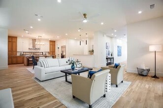 5836 Kenwood Ave in Dallas, TX - Building Photo - Building Photo