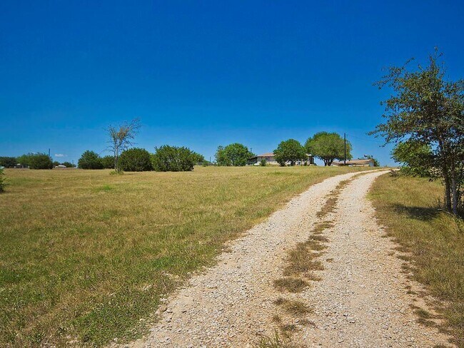 1501 Cotton Gin Rd in Kyle, TX - Building Photo - Building Photo