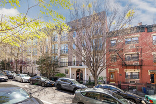 330 2Nd Street in Brooklyn, NY - Foto de edificio - Building Photo