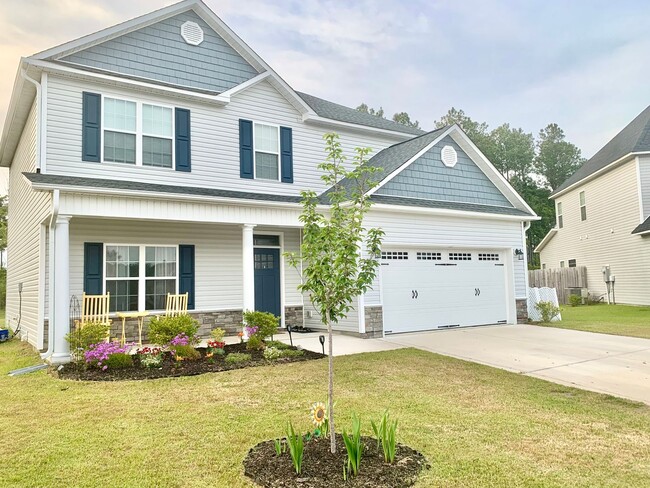 property at 879 Stormy Gale Ln