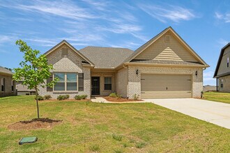203 Portrait St in Meridianville, AL - Building Photo - Building Photo