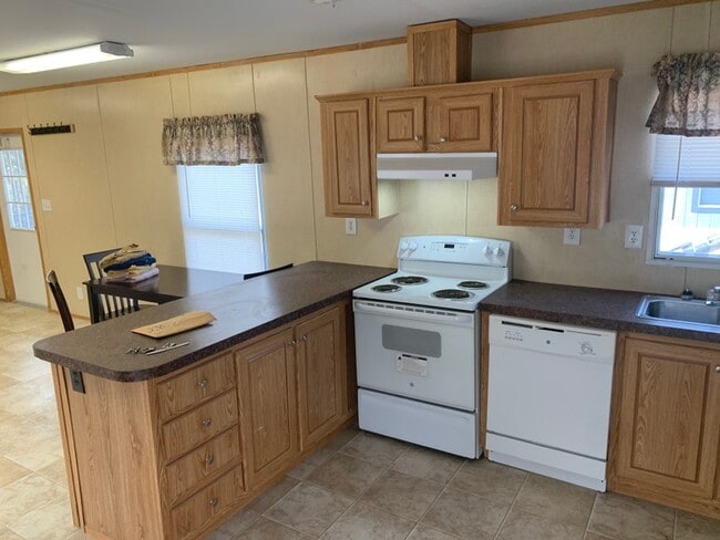 property at 340 Live Oak Rd