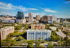 9001 SW 77th Ave in Miami, FL - Building Photo