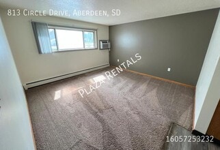 222 S Greenwood St in Aberdeen, SD - Building Photo - Building Photo