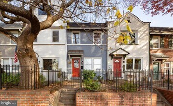 1123 3rd St NE in Washington, DC - Building Photo - Building Photo