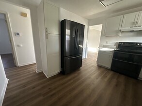 60 Judson Rd in Kent, OH - Building Photo - Building Photo