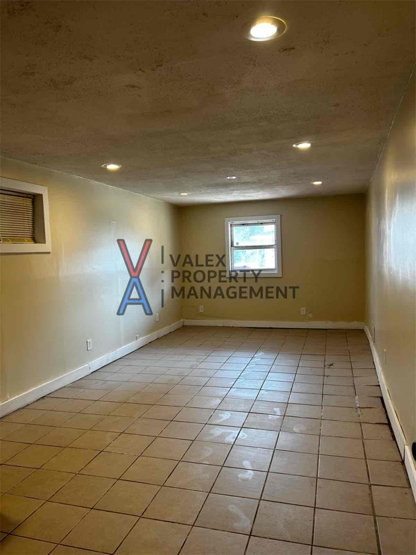 156 Fallbrook St in Carbondale, PA - Building Photo - Building Photo