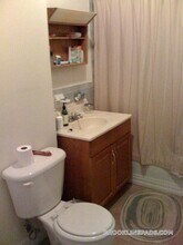 17 Warwick Rd in Brookline, MA - Building Photo - Building Photo