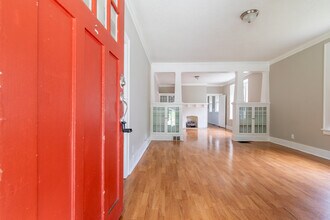 2004 Walker Ave in Memphis, TN - Building Photo - Building Photo