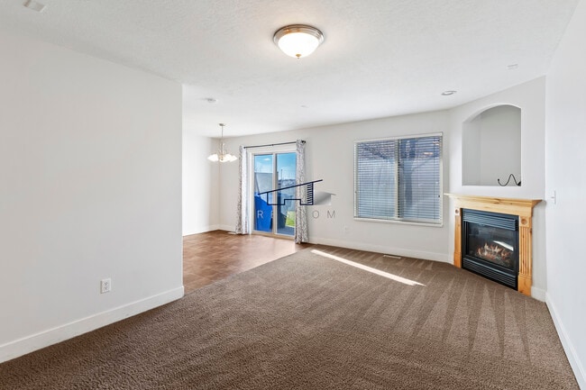 1613 N 450 E in North Ogden, UT - Building Photo - Building Photo