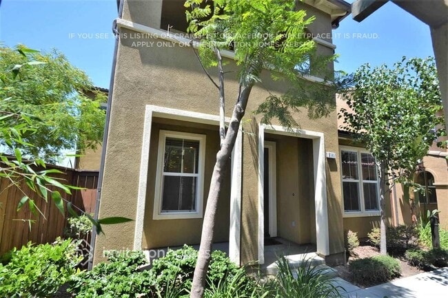 property at 9147 S Cullen Wy