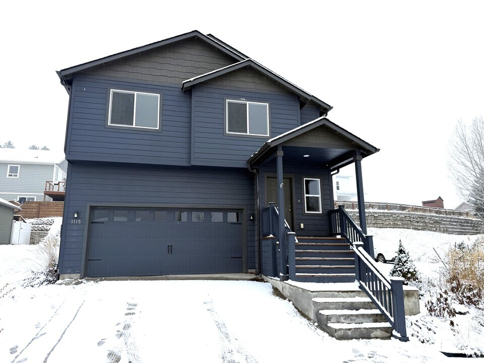 1115 Leepike Ct in Moscow, ID - Building Photo