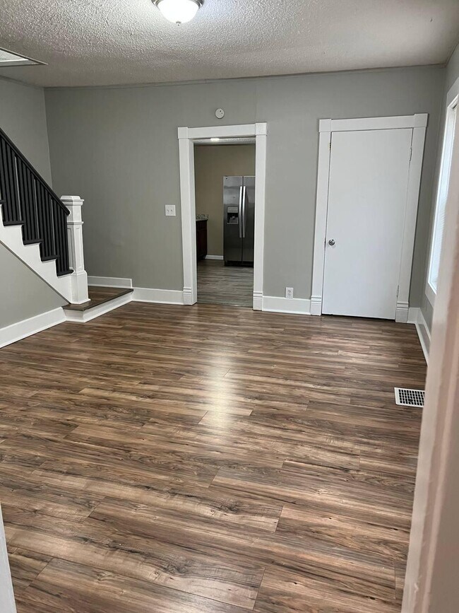 930 Sherman Ave Rentals in Leavenworth, KS