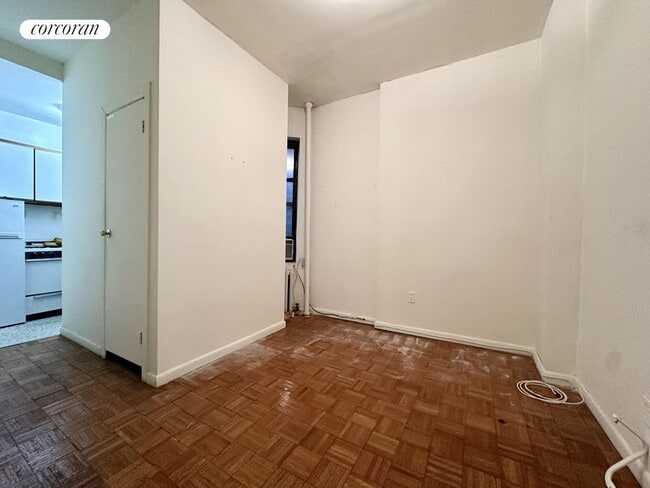 426 E 66th St in New York, NY - Building Photo - Building Photo