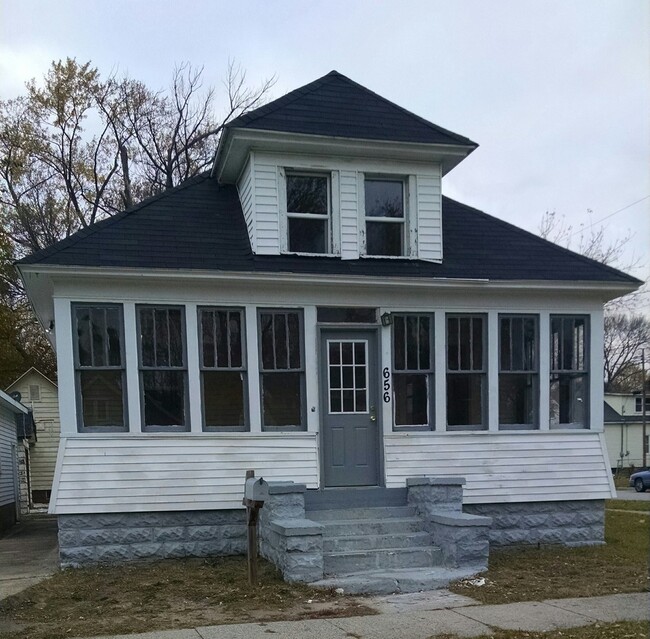 656 McLaughlin Ave in Muskegon, MI - Building Photo - Building Photo