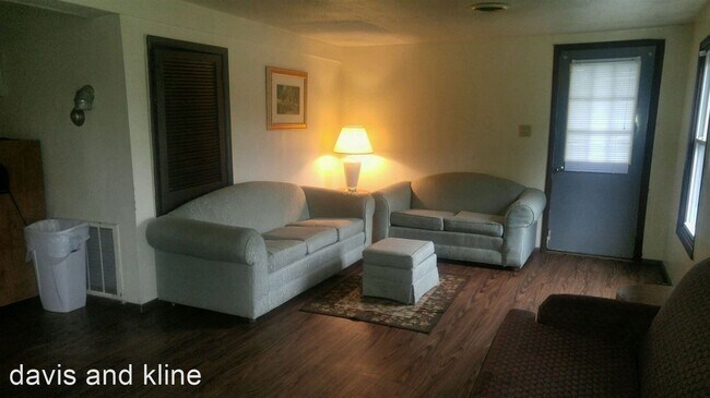 235 Dixie Ave photo'