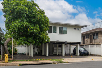 2842 Kaimuki Ave in Honolulu, HI - Building Photo - Building Photo