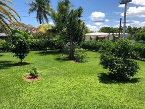1538 Funston St in Hollywood, FL - Building Photo - Building Photo