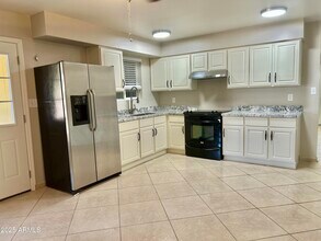 4024 W Las Palmaritas Dr in Phoenix, AZ - Building Photo - Building Photo