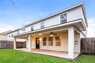 16700 Foursquare Dr in Conroe, TX - Building Photo - Building Photo