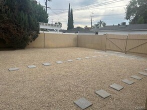 17430 Martha St in Los Angeles, CA - Building Photo - Building Photo