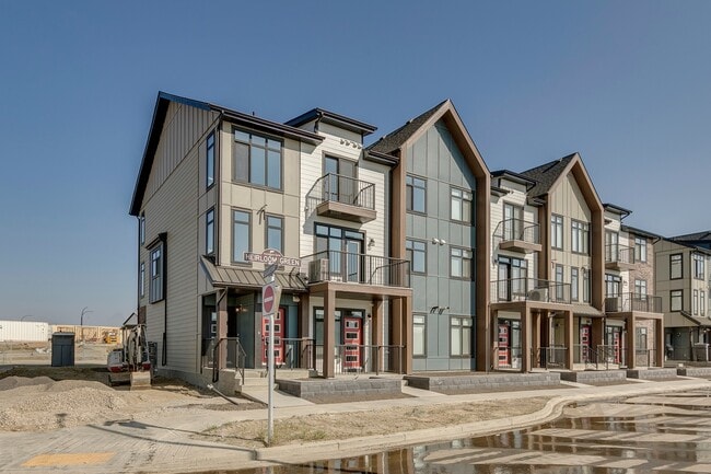 The Towns at Rangeview