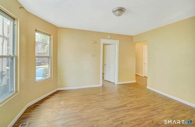 45 Bassett St in New Haven, CT - Building Photo - Building Photo