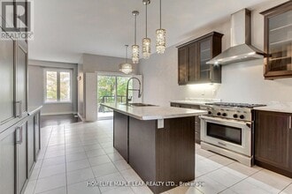 2180 Dawson Cres in Innisfil, ON - Building Photo - Building Photo
