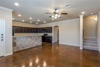 109 Kimber Ln in College Station, TX - Building Photo - Building Photo